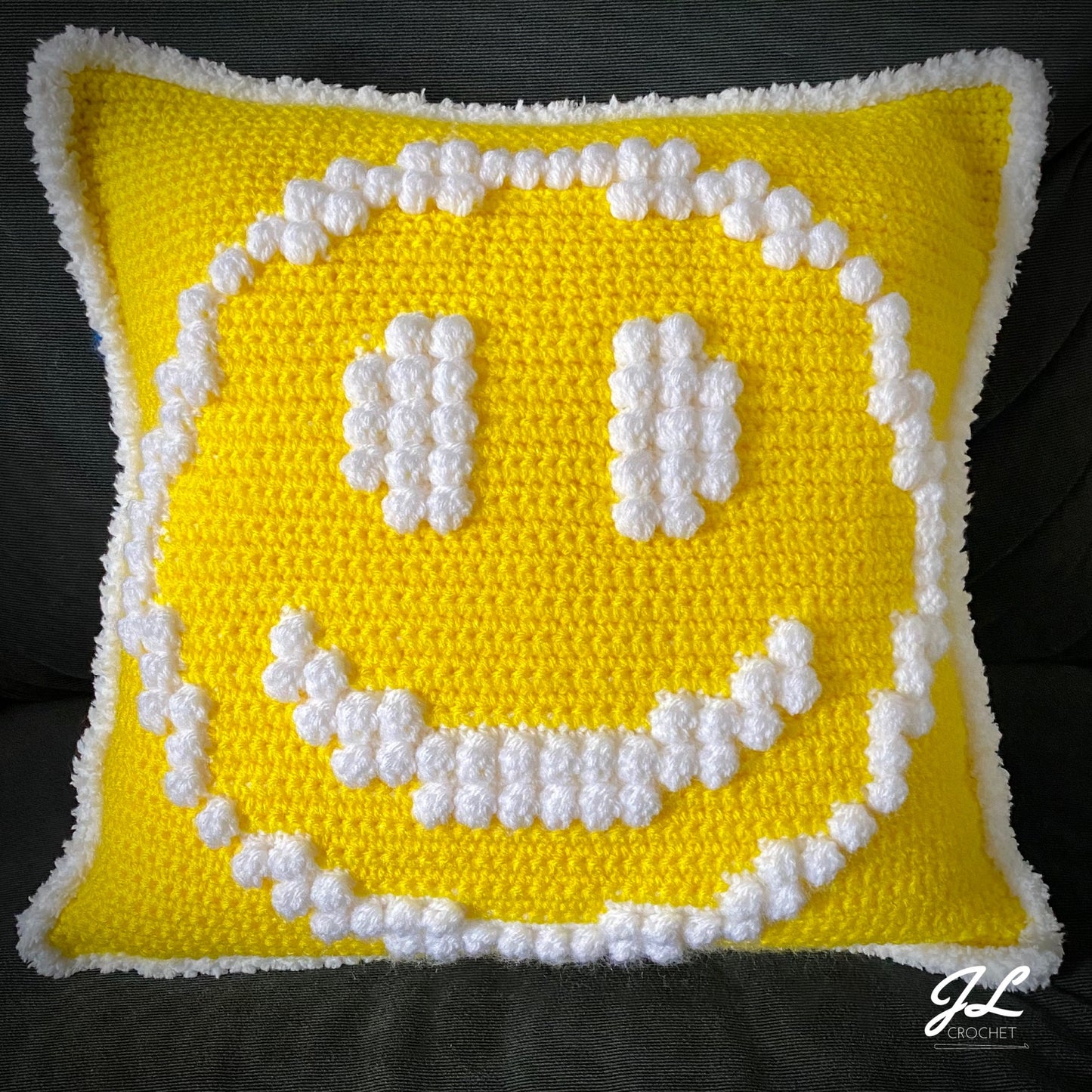Smile Pillow Cover Crochet Pattern
