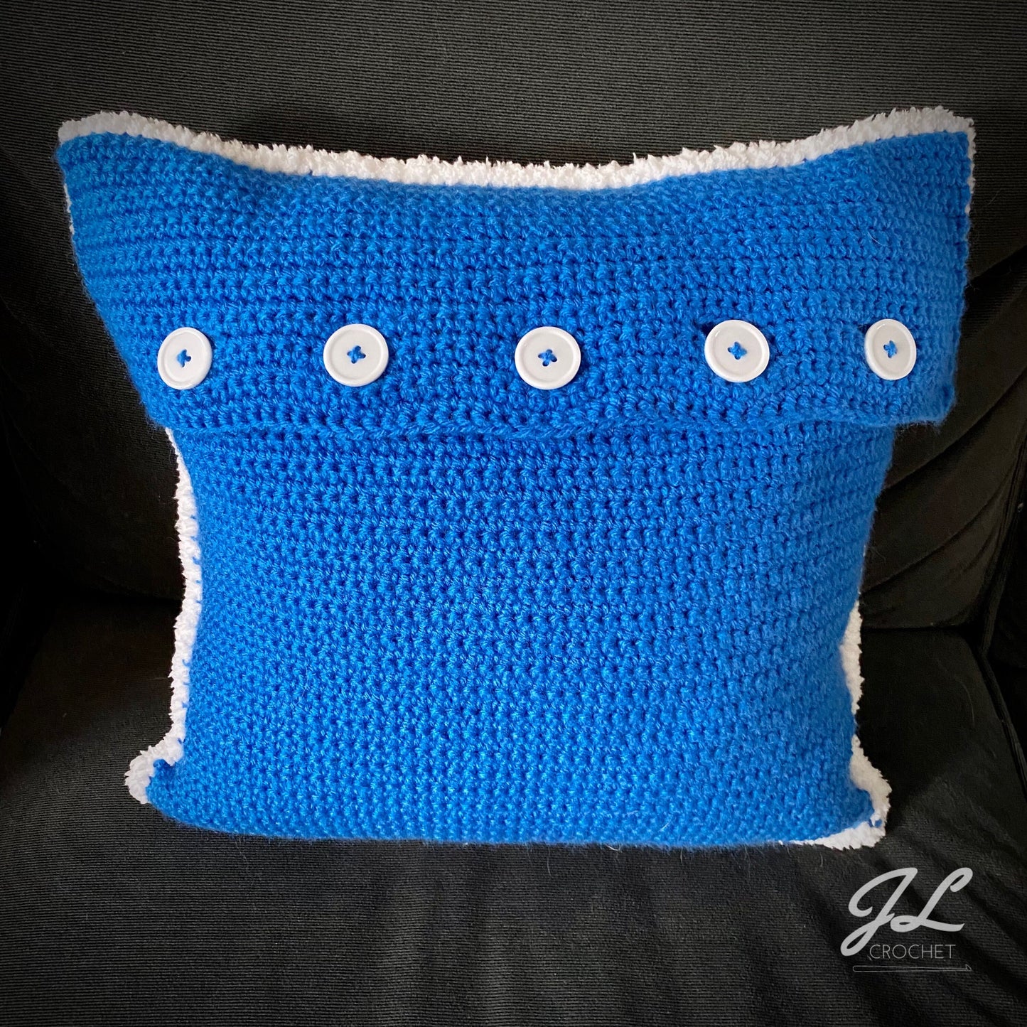 Smile Pillow Cover Crochet Pattern
