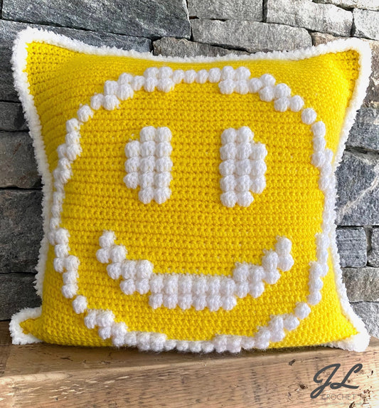 Smile Pillow Cover Crochet Pattern