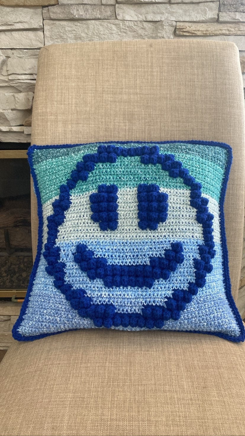 Smile Pillow Cover Crochet Pattern