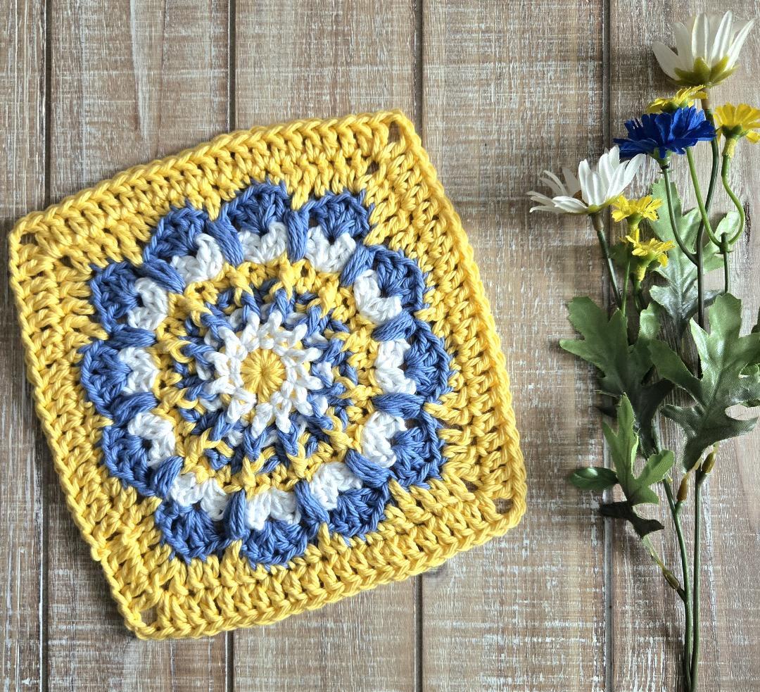 Pretty Little Things Motif Granny Square Crochet Pattern