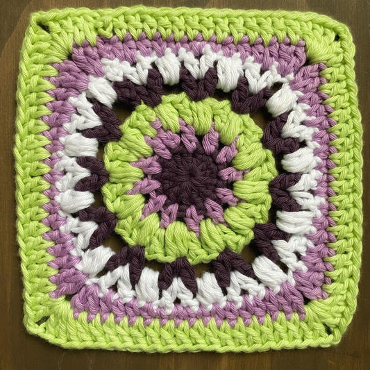 Very Vintage Granny Square Crochet Pattern